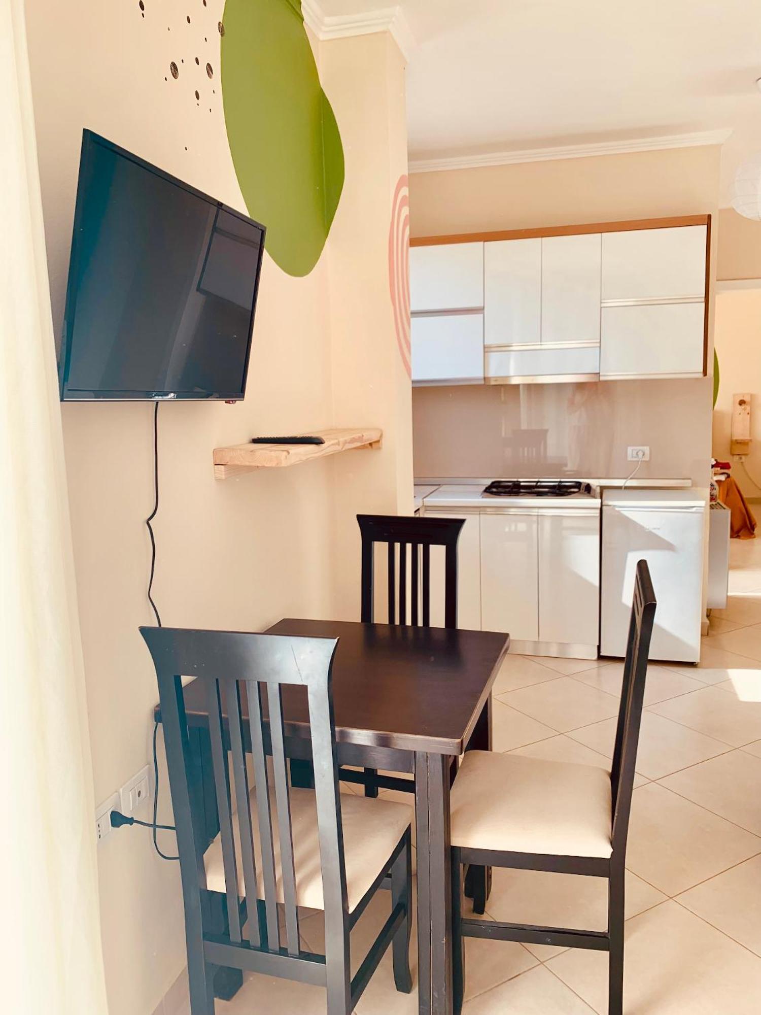 Aparthotel Family Tree - Quiet Area - Self Check In Golem  Exterior foto